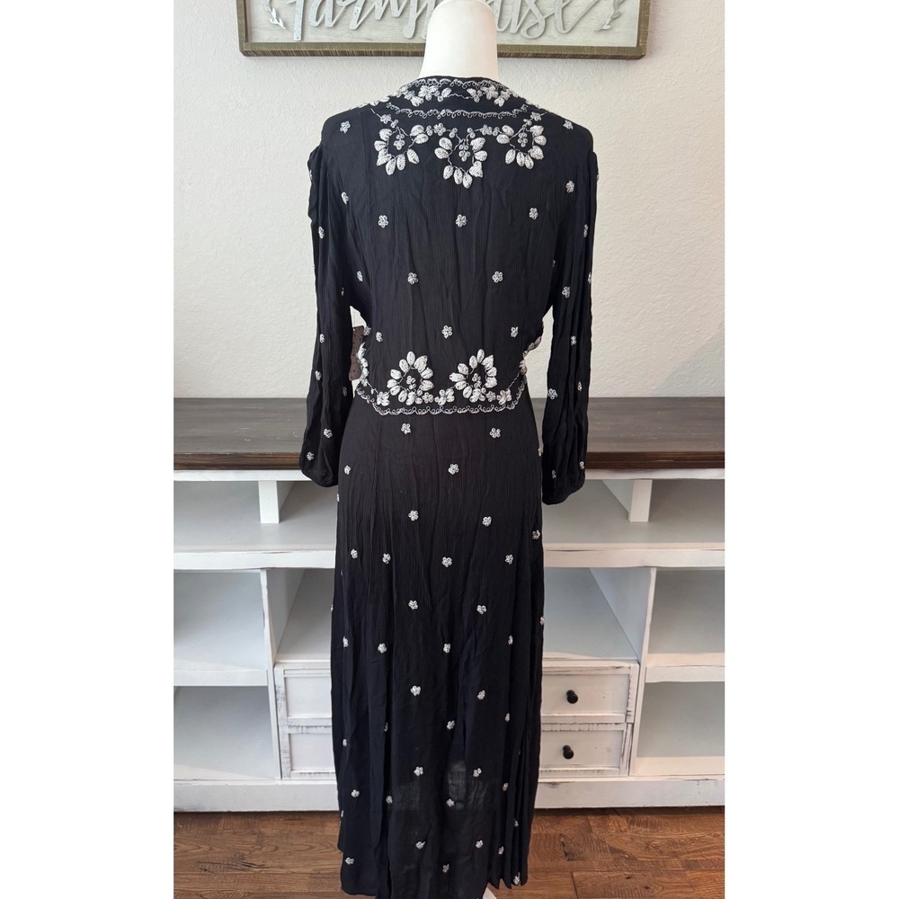 Free People Fable Embroidered Midi Dress Black White Floral Boho Size M NEW - Picture 6 of 12